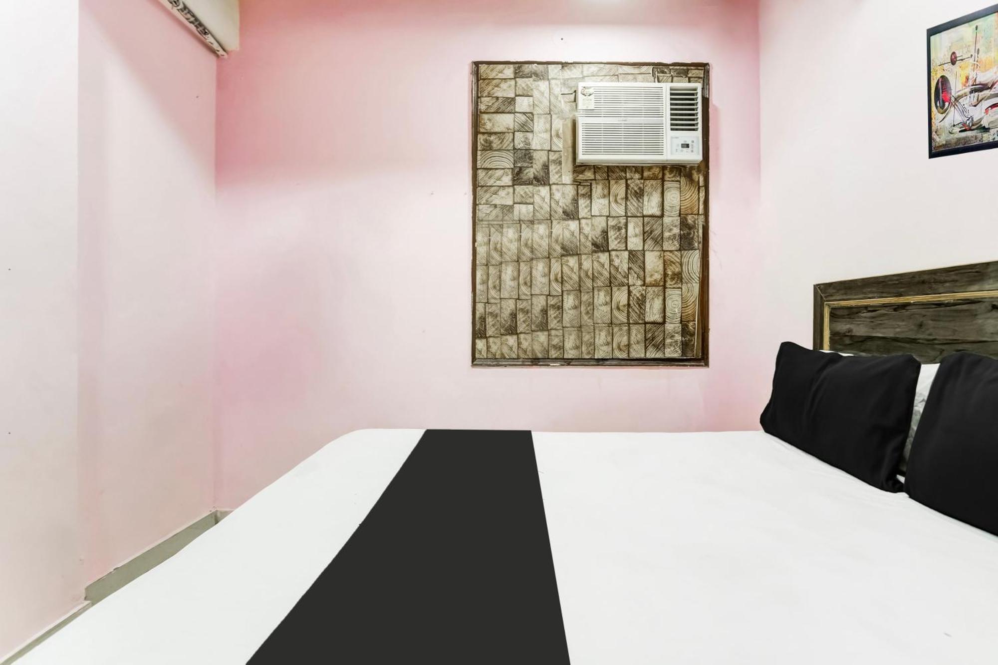 Hotel Rk Plaza New Delhi Extérieur photo